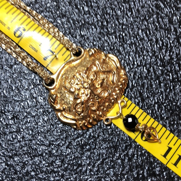 Art Nouveau Gold Tone Necklace With Black Accent Bead - Picture 10 of 12